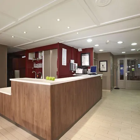 Campanile Grenoble Nord - 3*