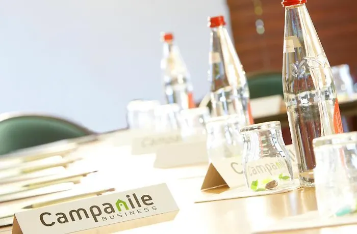Campanile Grenoble Nord - Отель