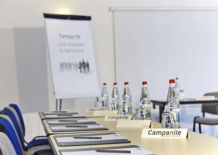 Campanile Grenoble Nord - 3* Муаран