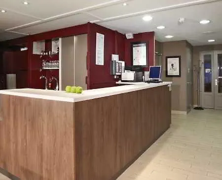 Campanile Grenoble Nord - 3*