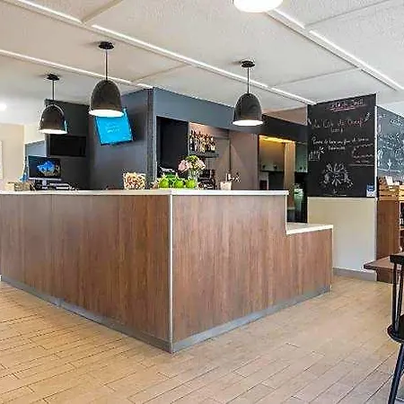 Hotel Campanile Grenoble Nord -