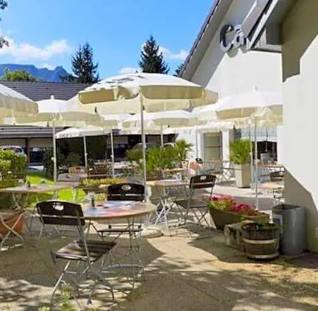 Campanile Grenoble Nord - Hotel